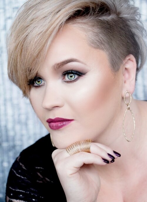 0228: Behind the Chair Transformations with Cassandra McGlaughlin!