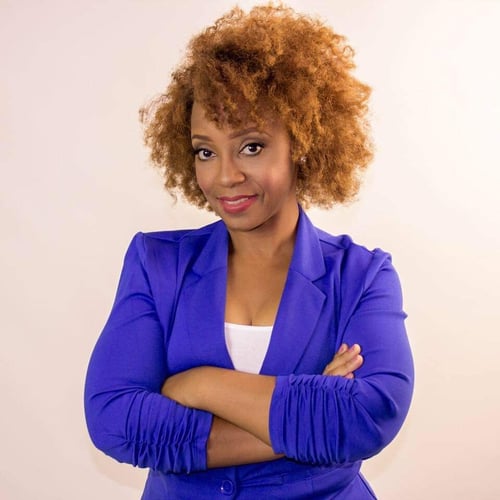 0262: How to Succeed in a Competitive Industry, with Elisha Monique!